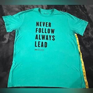 Under Armour Men’s Short Sleeve Run Tee in Teal with Black Text